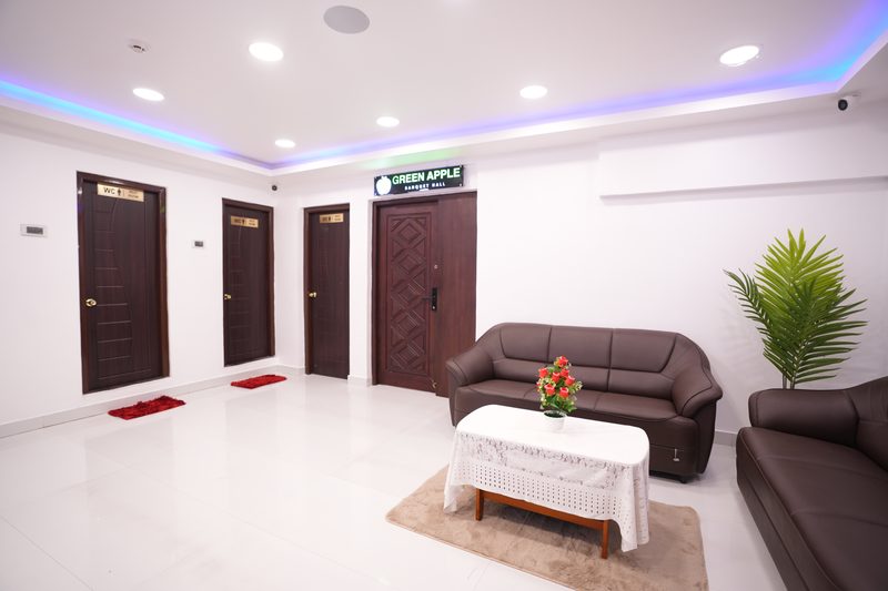 Lounge sofas with planter